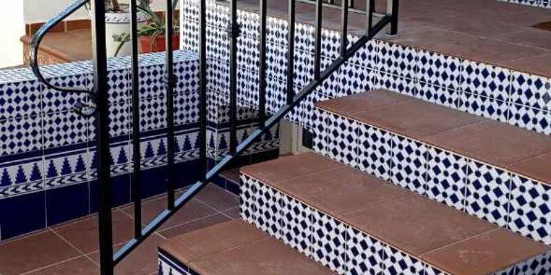 Balustrade for house entrance