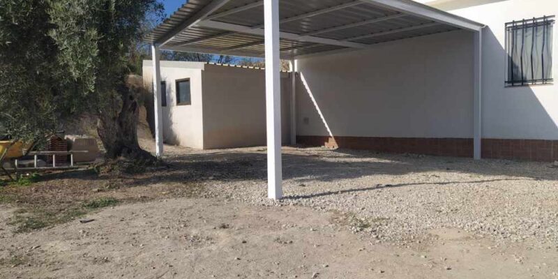 Carport 6m x 7m