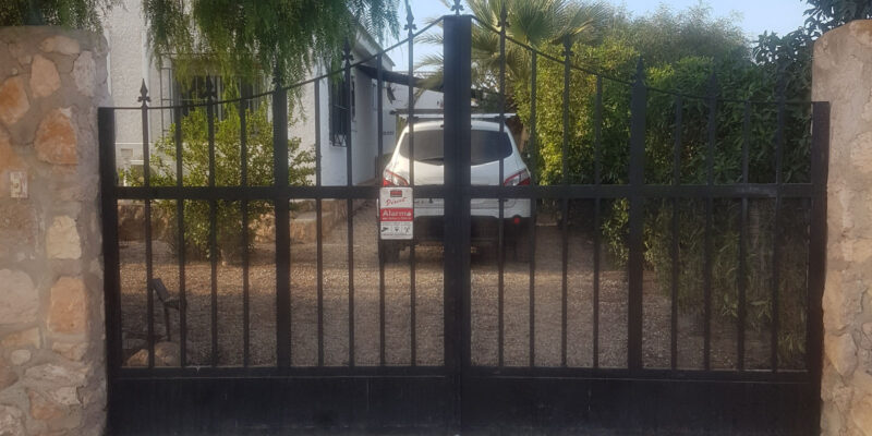 Gate Extension
