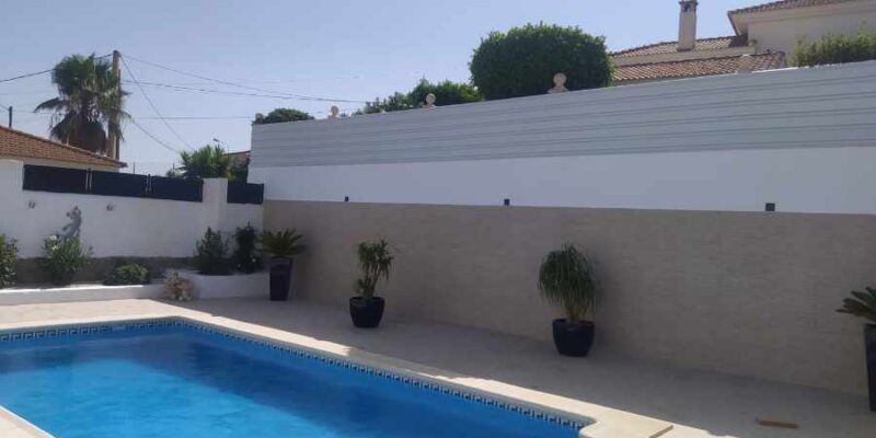 Privacy panels by pool